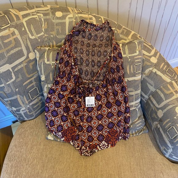 Urban Outfitters pattern romper - Picture 2 of 3